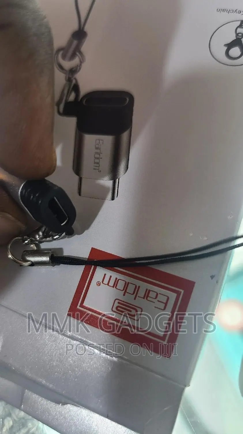 USB C to Lighting Converter