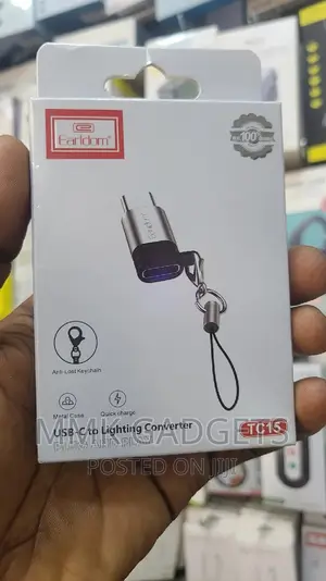 USB C to Lighting Converter