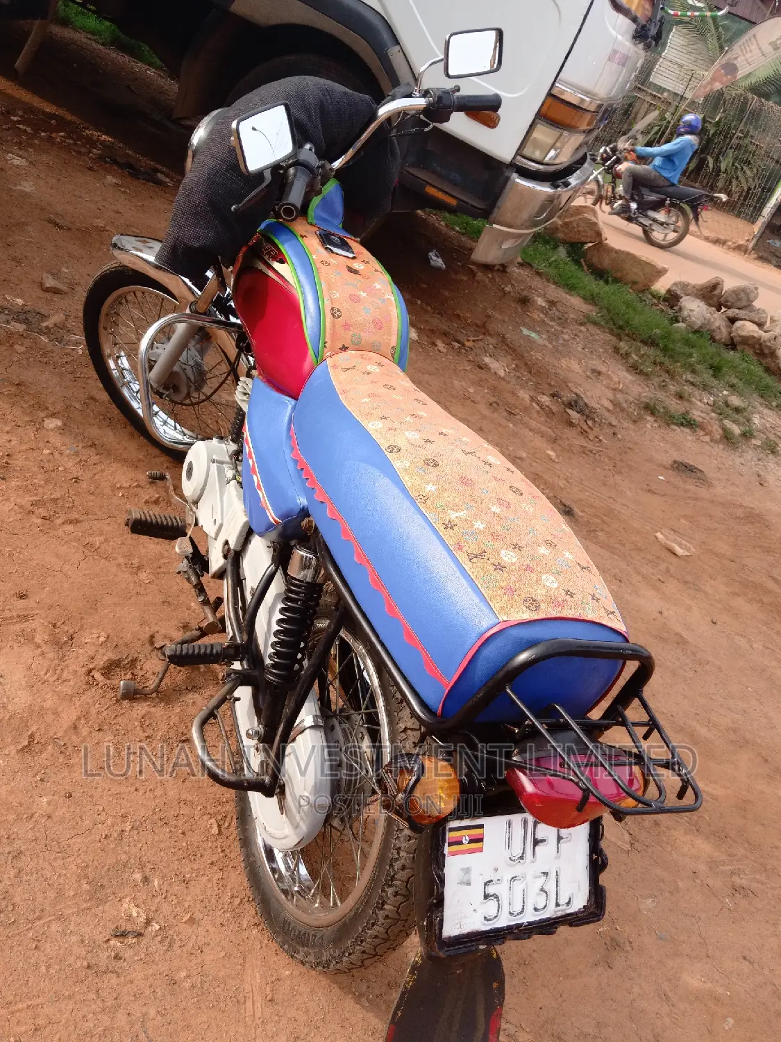 Bajaj Boxer 2023 Red