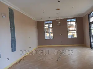 Furnished 5bdrm House in Kira All Tarmack for sale