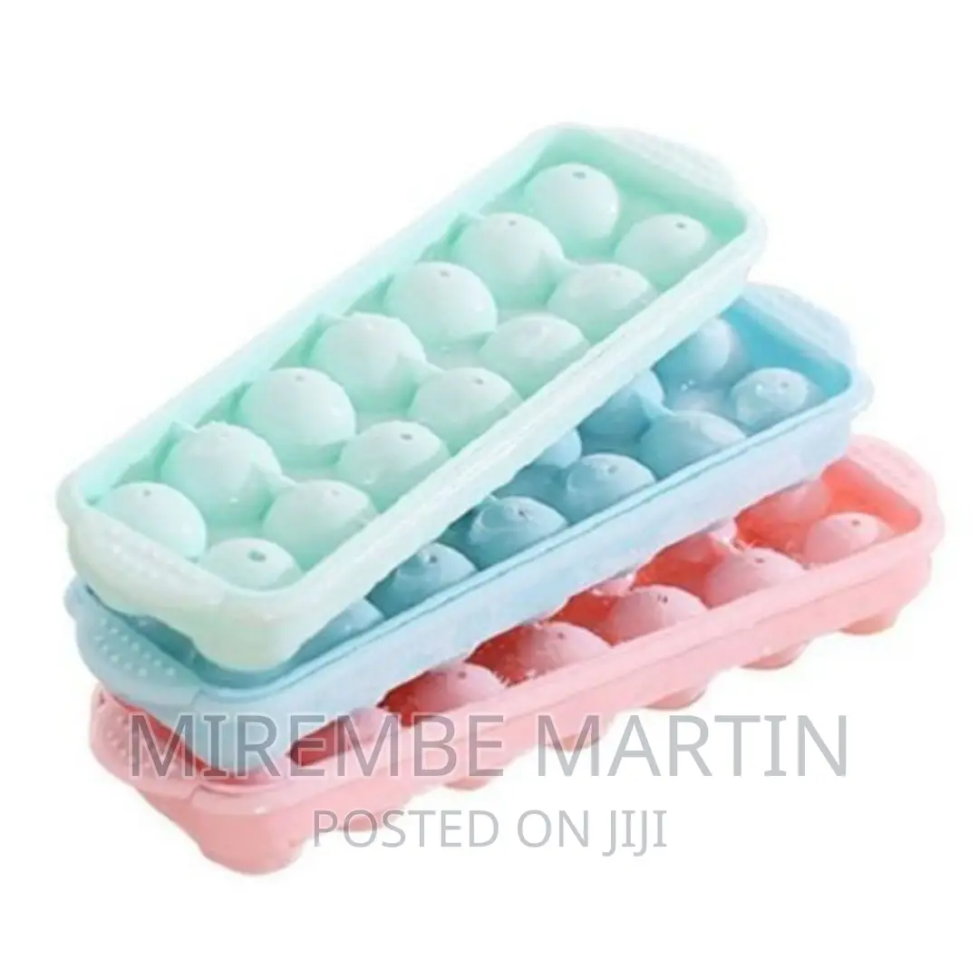 One Piece Ice Cube Tray – Green
