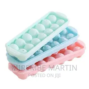 One Piece Ice Cube Tray – Green