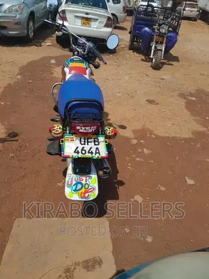 Bajaj Boxer 100 2022 Red