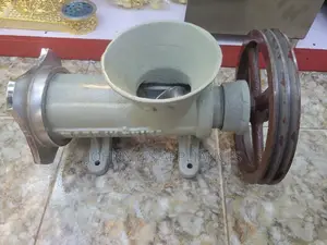 Commercial Driven Meat Mincer With Mota Engine