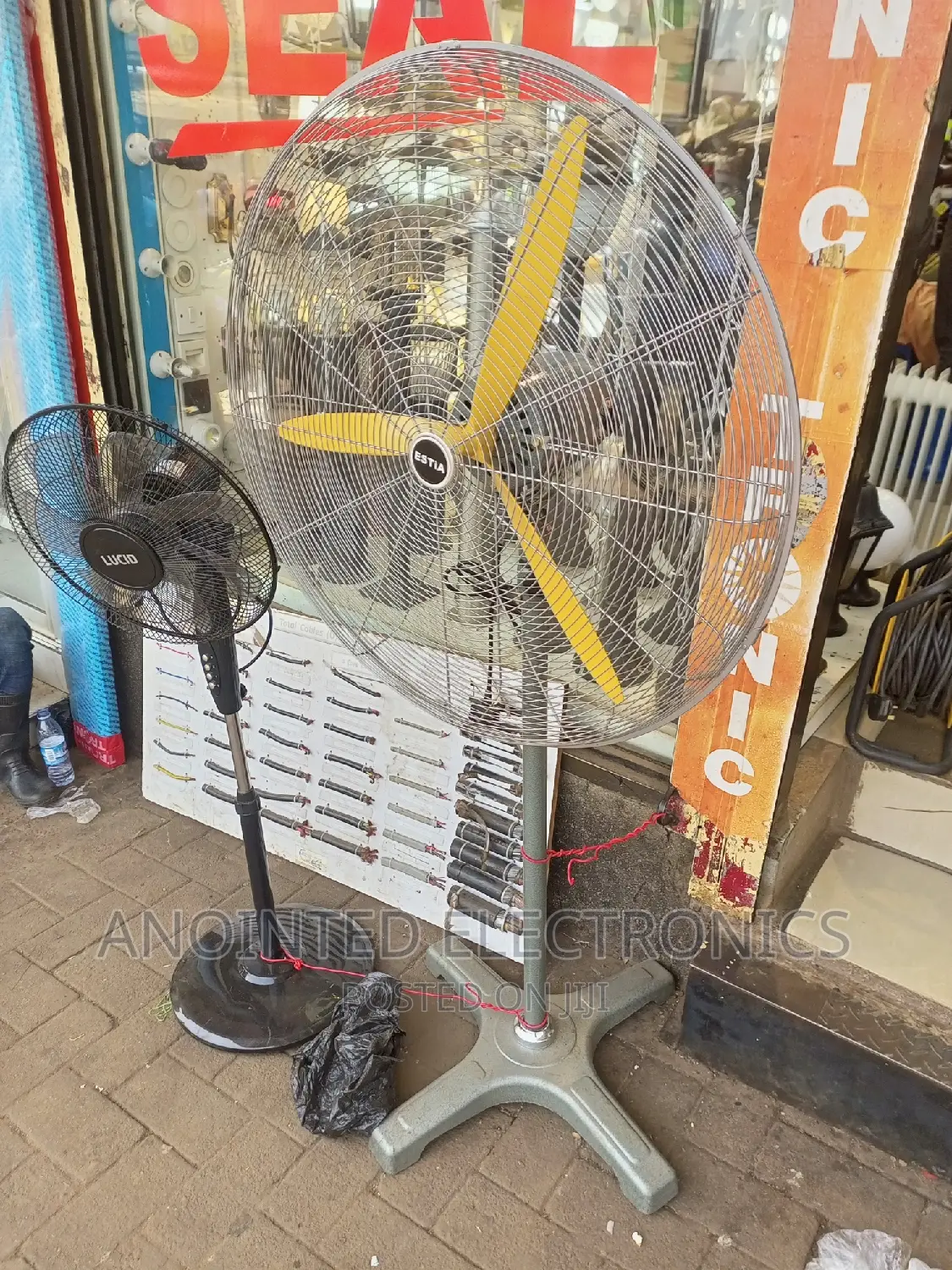 Estia Industrial Fans 30"