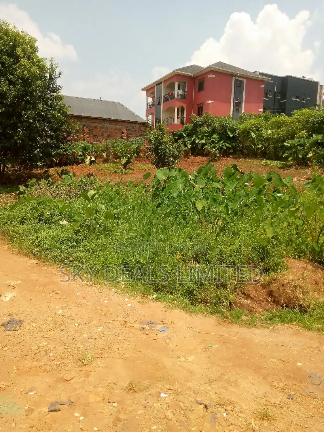 11 Decimals Plot for Sale in Kisaasi