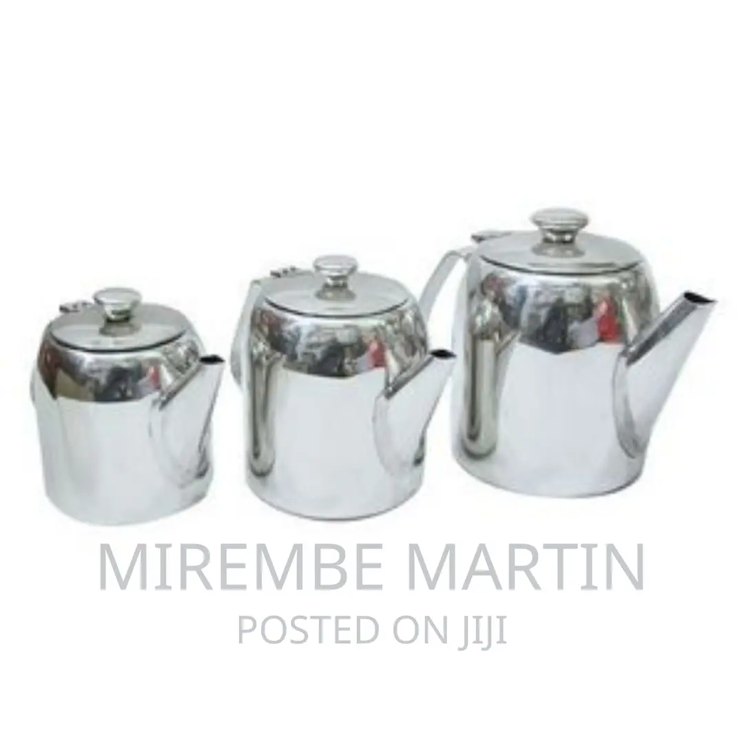A Set of 3 Steel Tea Pots – Silver
