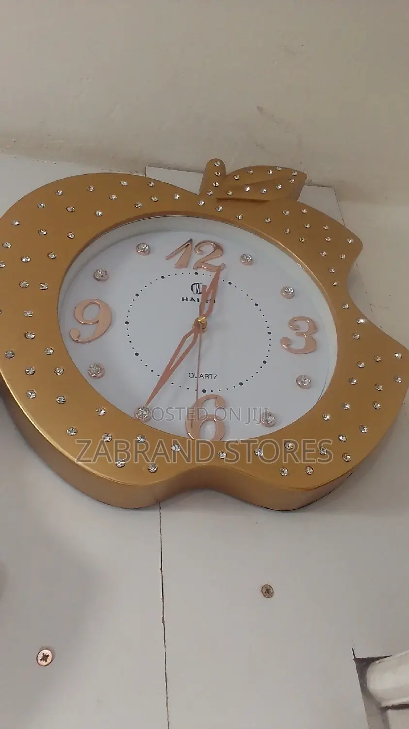 Apple Like Wall Clock
