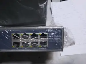 Uplink 24 Port Confluence Switch