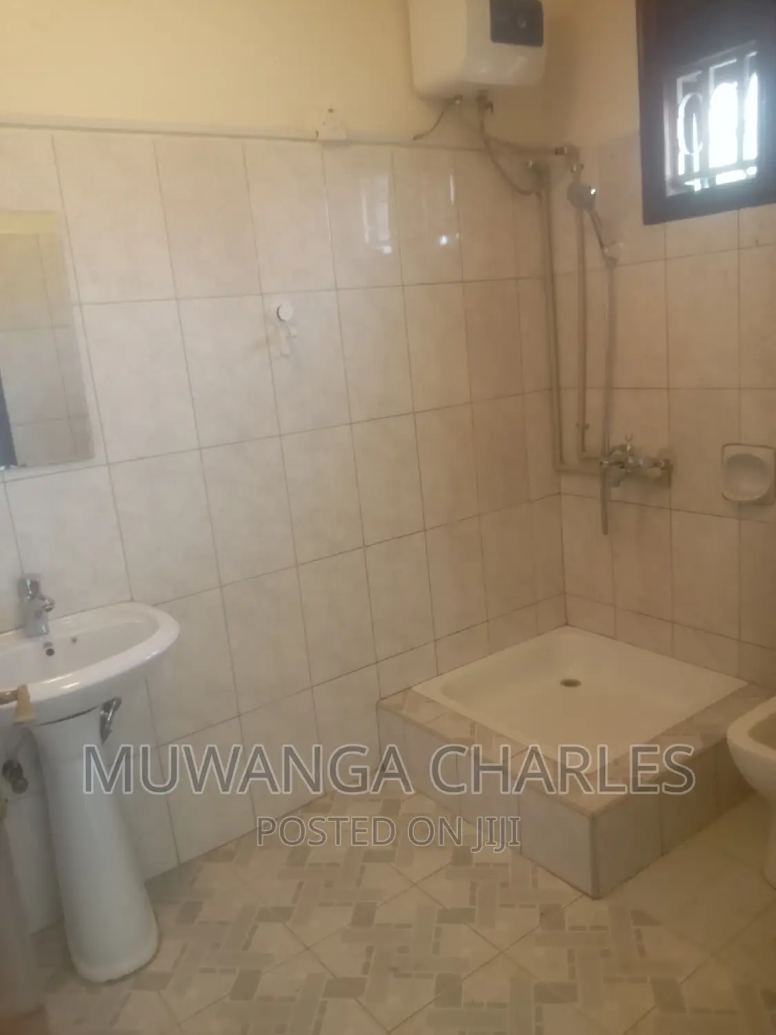 6bdrm Duplex in Fs Properties Ltd, Central Division for rent
