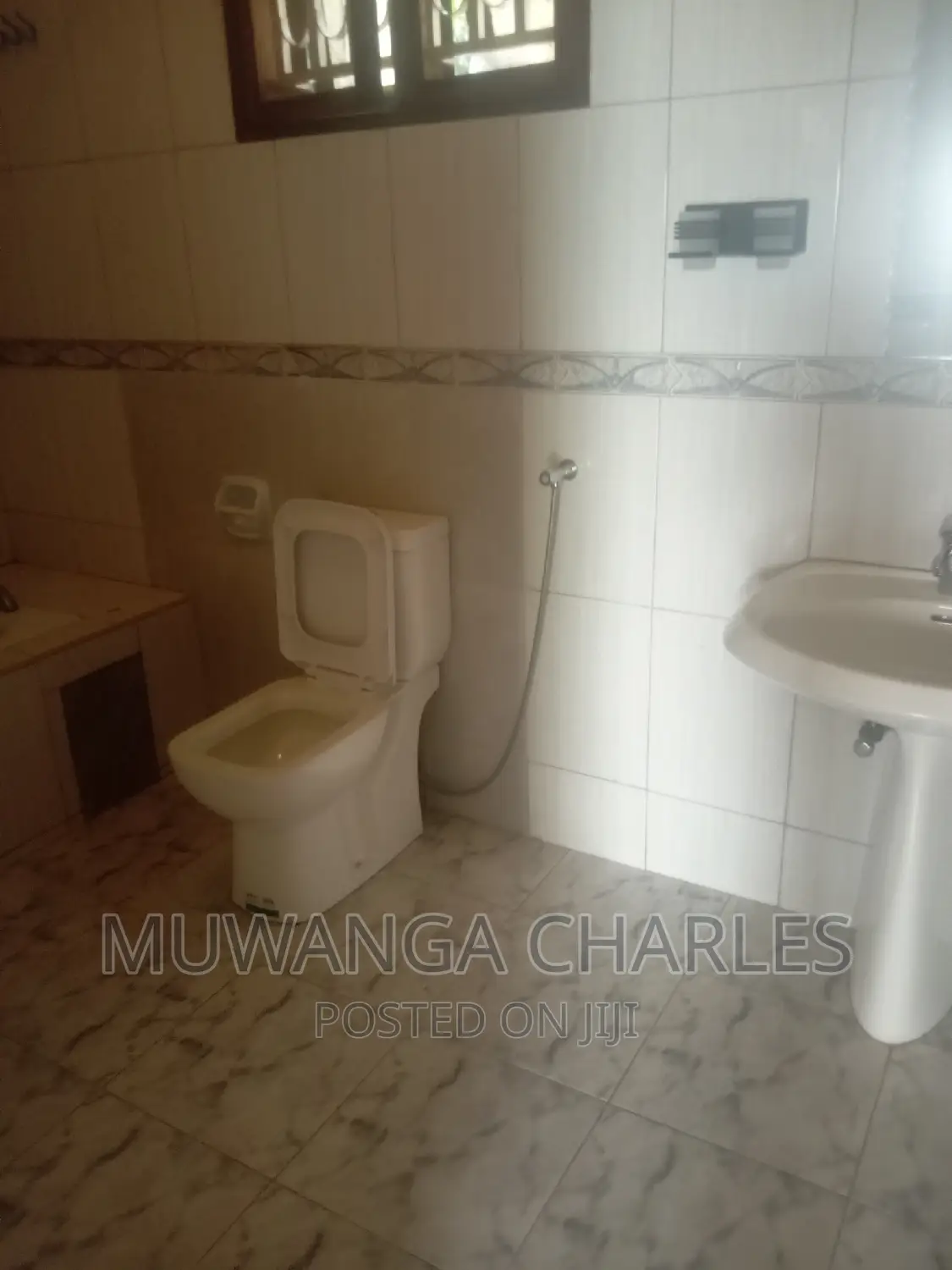 6bdrm Duplex in Fs Properties Ltd, Central Division for rent