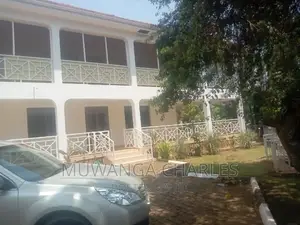 5bdrm Duplex in Fs Properties Ltd, Central Division for rent