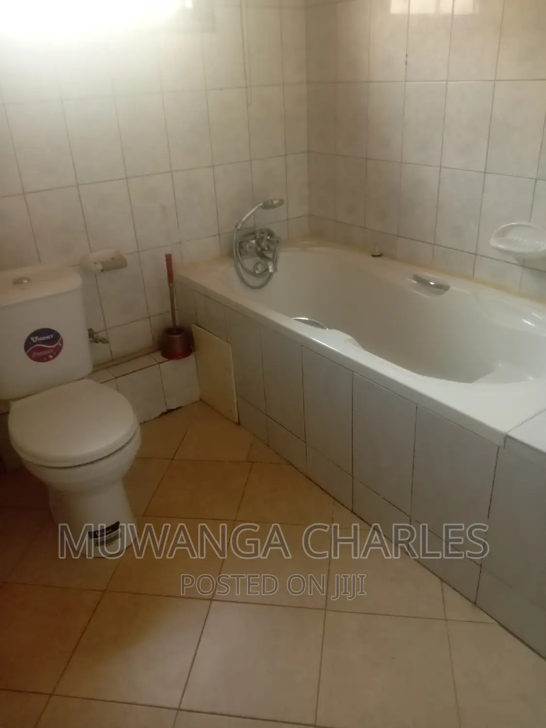 5bdrm Duplex in Fs Properties Ltd, Central Division for rent