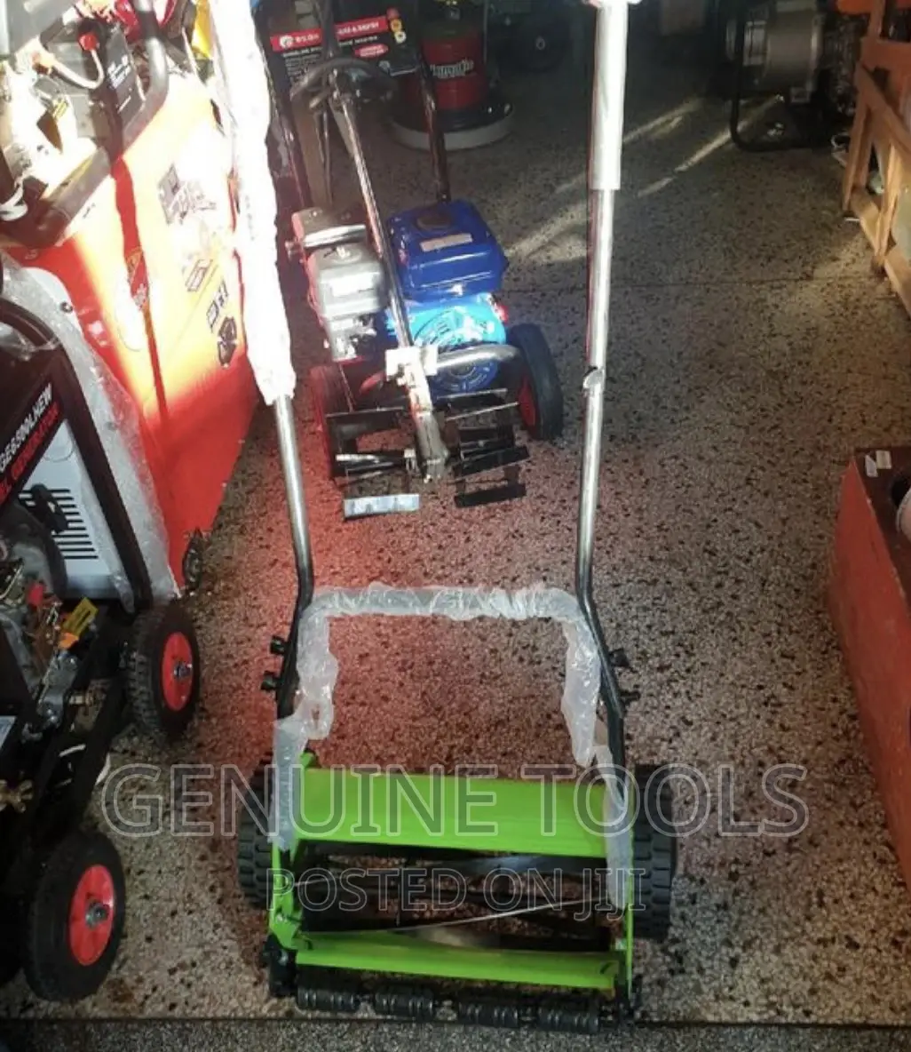 Push Lawnmower Machine
