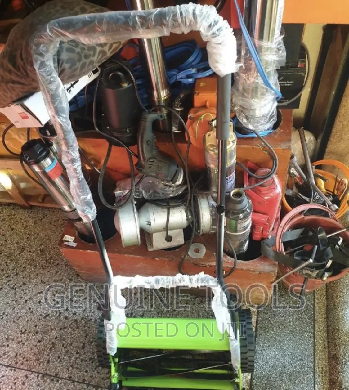 Push Lawnmower Machine