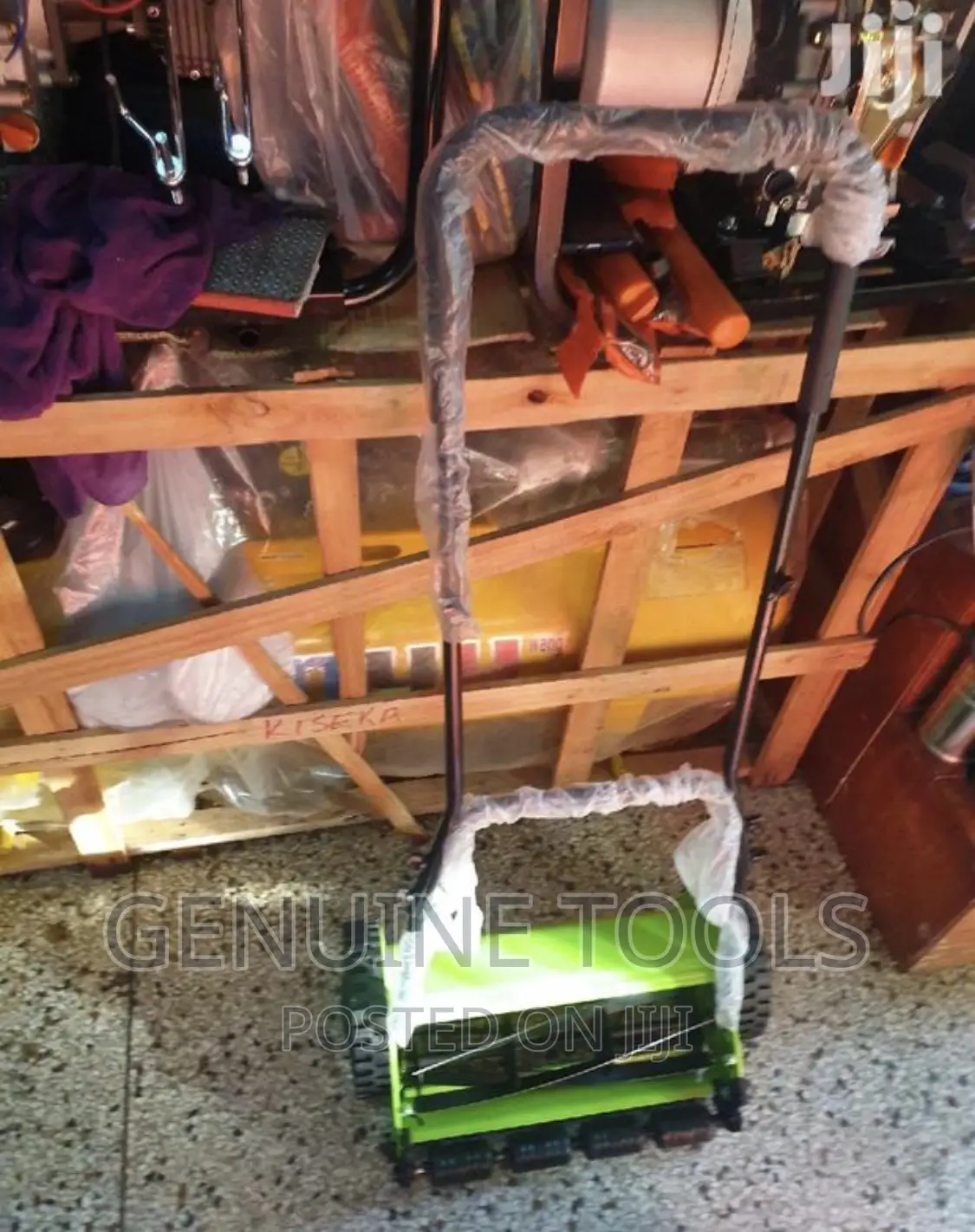 Push Lawnmower Machine
