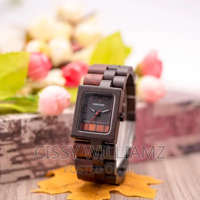 Dodo Deer Shape Wooden Quartz Watch/Women Wrist Wood Watch