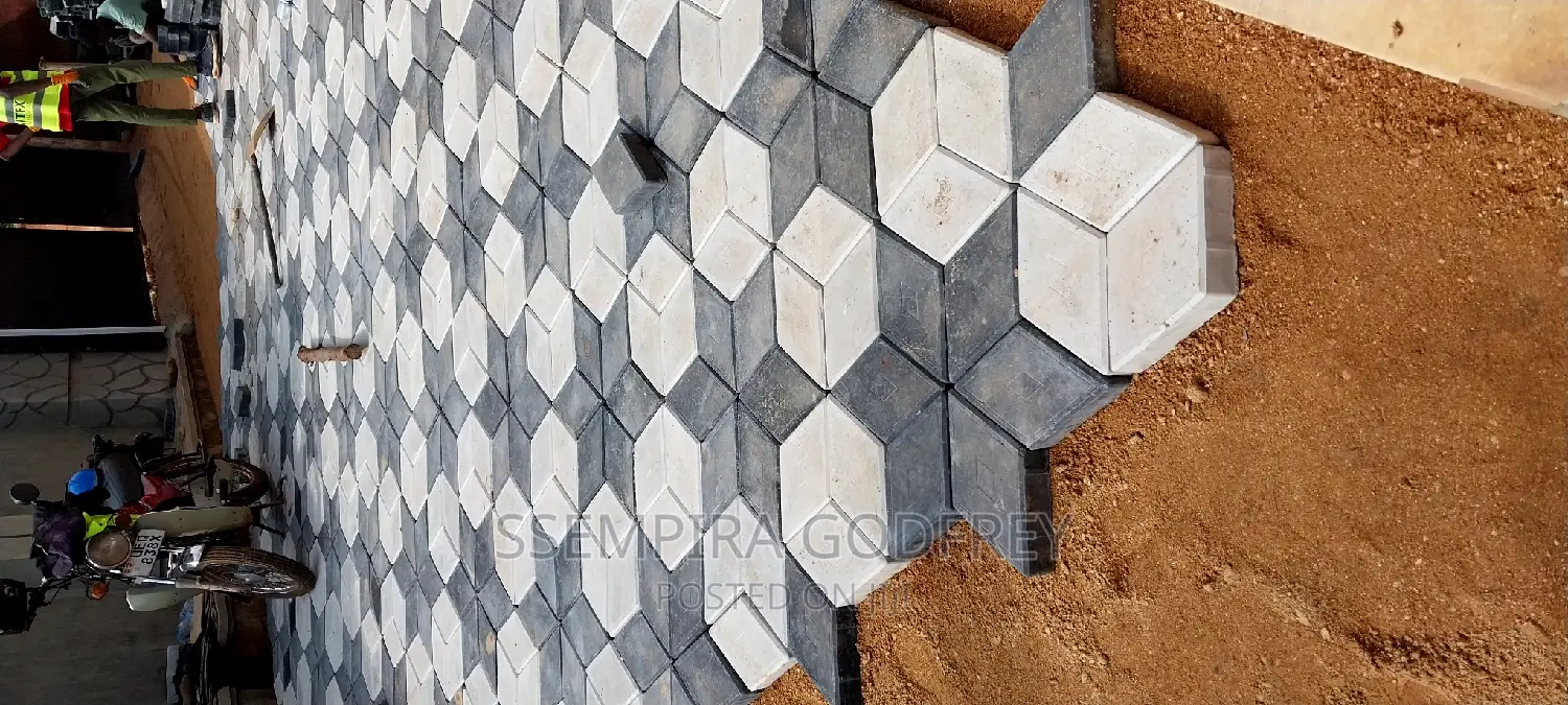 Artisic Paving With Rhobus Coloured Pavers