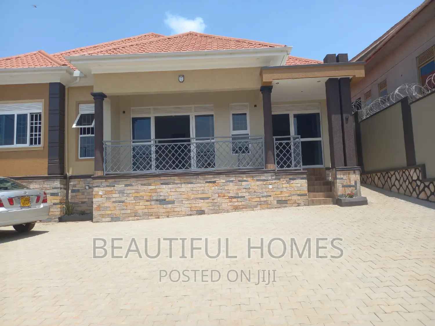 Furnished 4bdrm House in Kira for sale