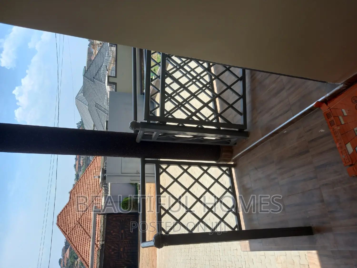 Furnished 4bdrm House in Kira for sale