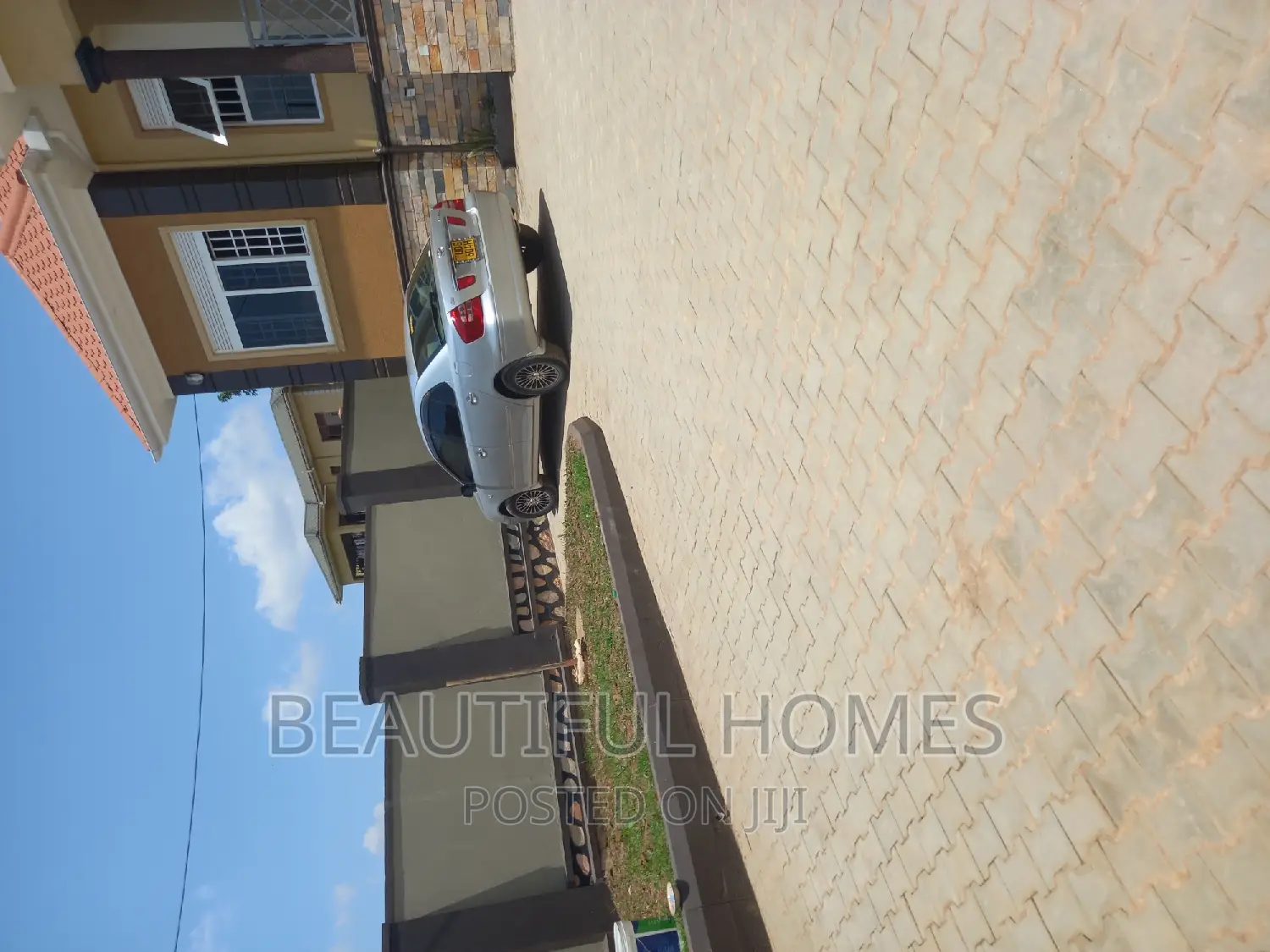 Furnished 4bdrm Bungalow in Kira for sale