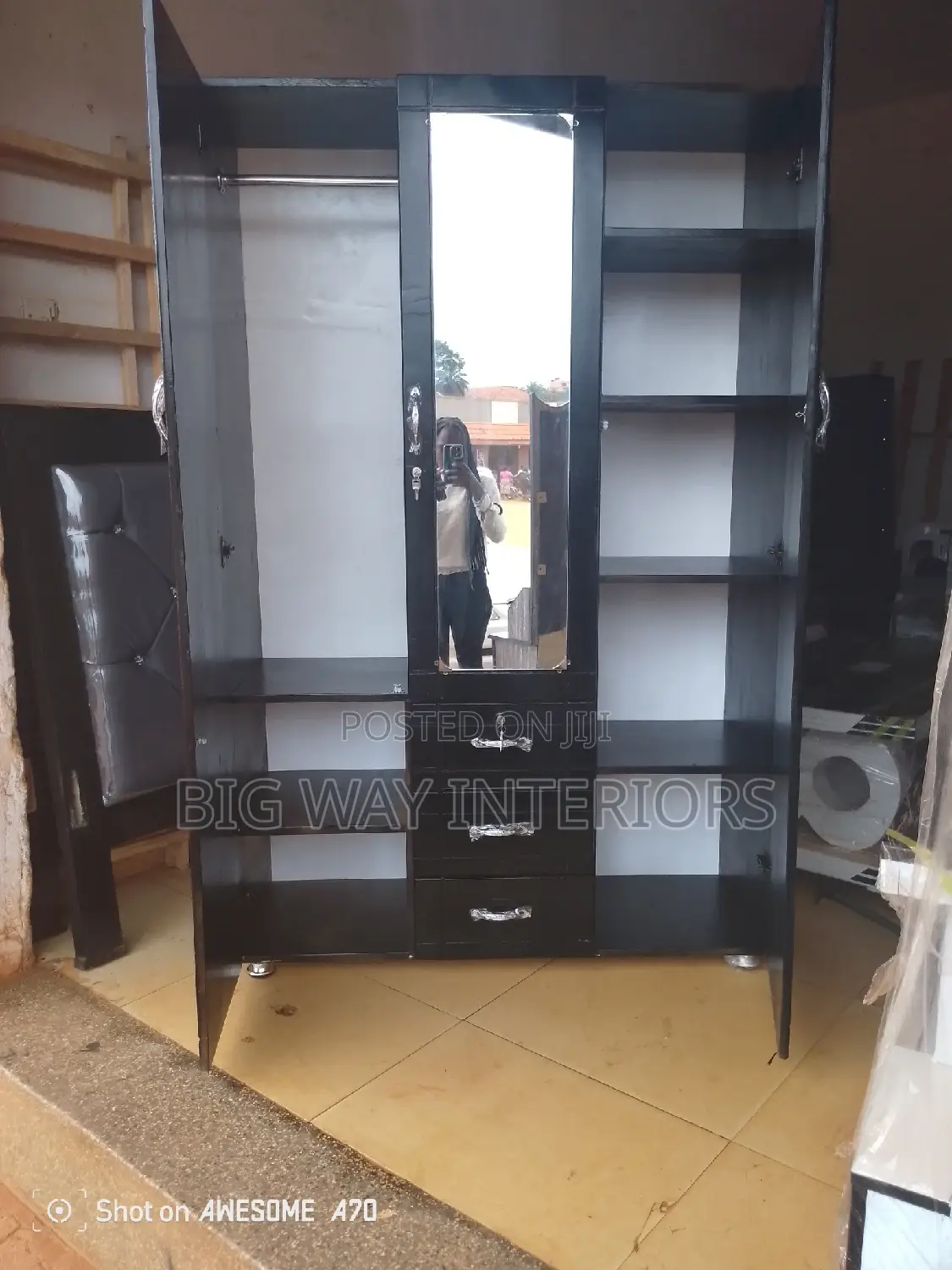 4x6ft Black Wooden Wardrobe