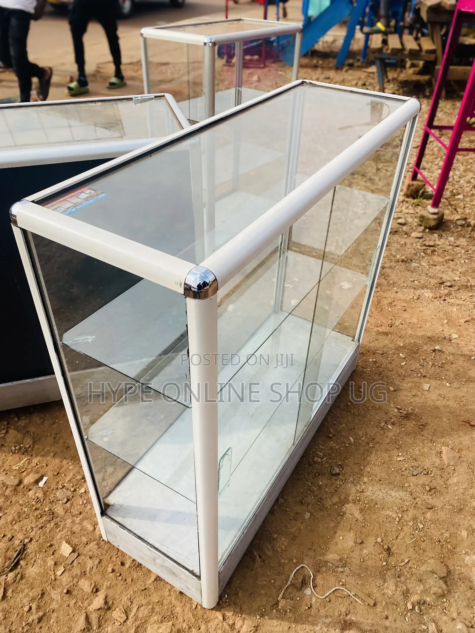 Good Showcases of 3ft Displays
