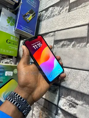 Apple iPhone 11 64 GB Black