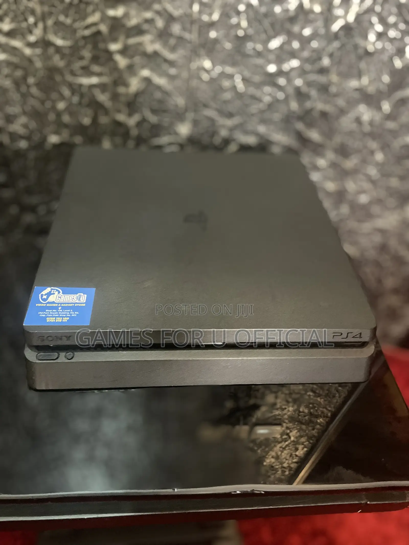 Chipped Ps4 Slim,