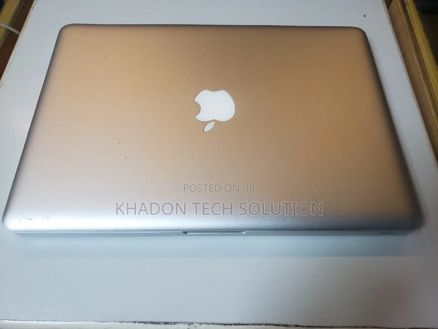 Laptop Apple MacBook Pro 2009 4GB Intel Core 2 Duo HDD 320GB