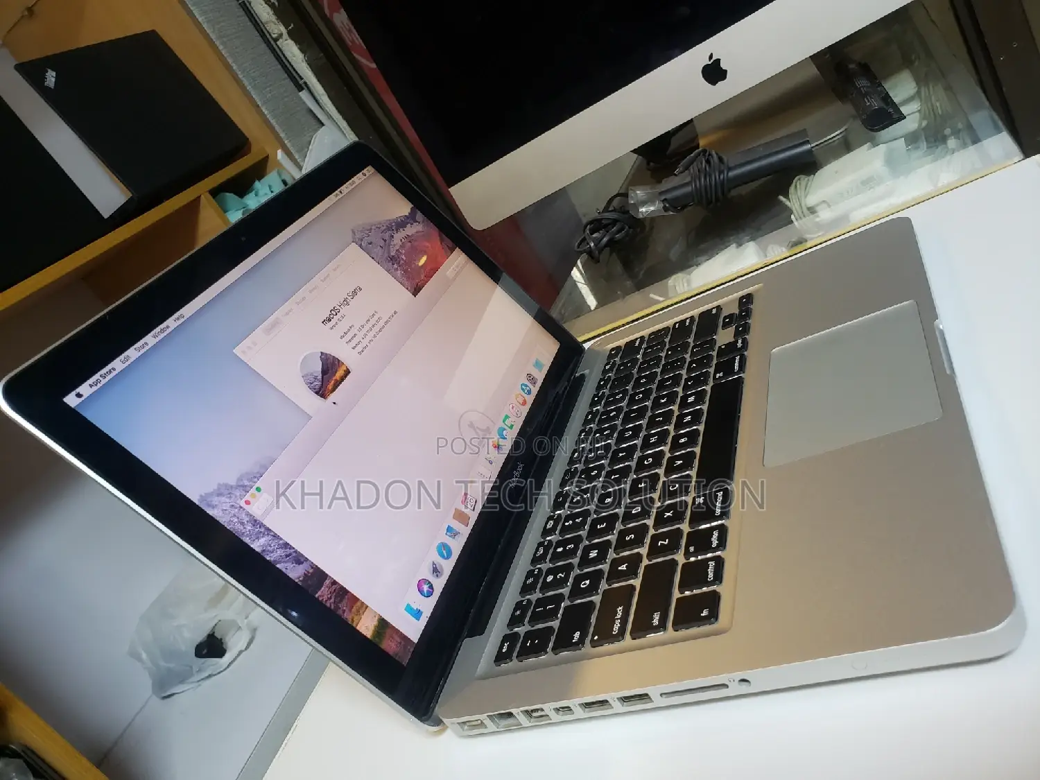 Laptop Apple MacBook Pro 2009 4GB Intel Core 2 Duo HDD 320GB
