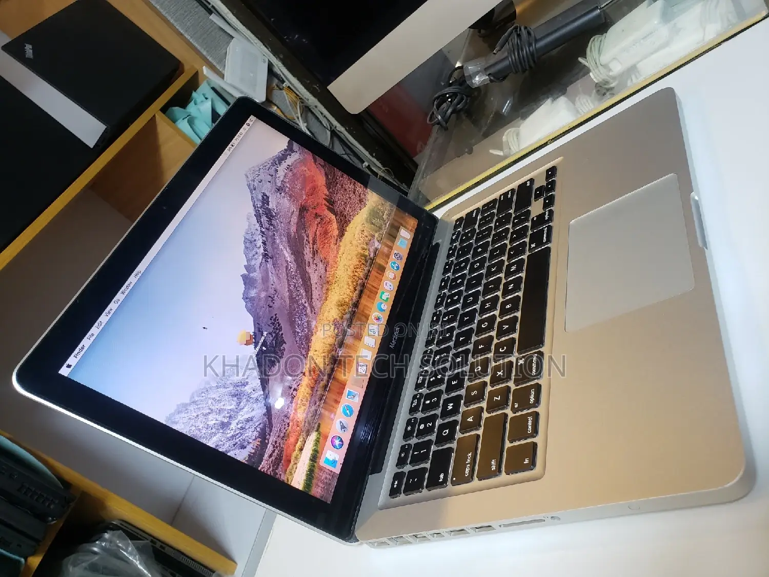 Laptop Apple MacBook Pro 2012 4GB Intel Core I5 HDD 500GB