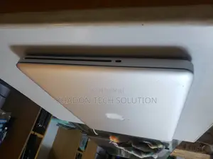 Laptop Apple MacBook Pro 2012 4GB Intel Core I5 HDD 500GB