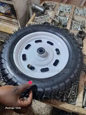 Heavy-Duty Biggest Size Wheelbarrow Tyres