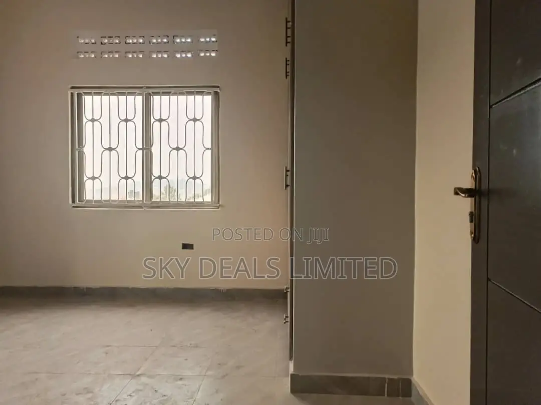 3bdrm Bungalow in Kisaasi, Nakawa for sale