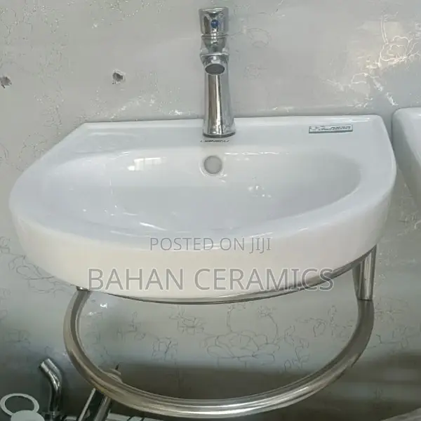 Small Hand Wash Basin Without Stand.