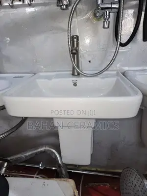 Square Shaped Hand Wash Basin With Short Pedal.