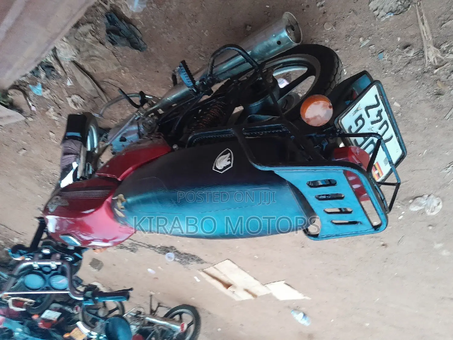 Bajaj Boxer 100 2023 Red