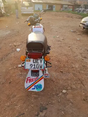 Bajaj Boxer 100 2019 Red