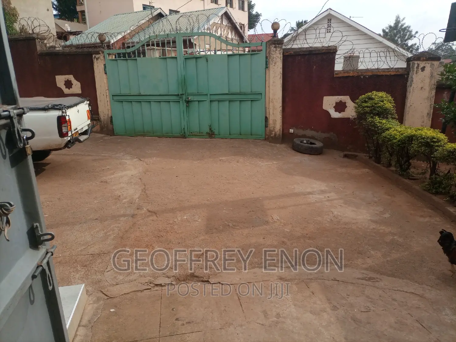 Furnished 3bdrm House in Kito Pioneer, Kira for sale