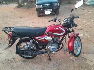 TVS HLX 125 2019 Red