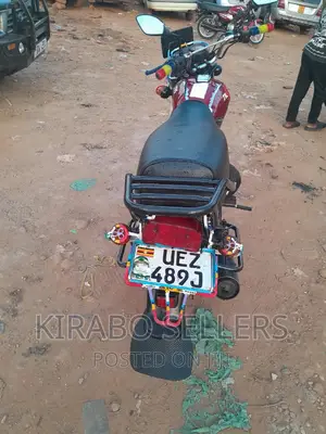 TVS HLX 125 2020 Red