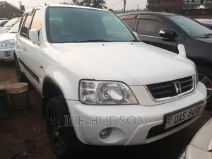 Photo - Honda CR-V 2004 White