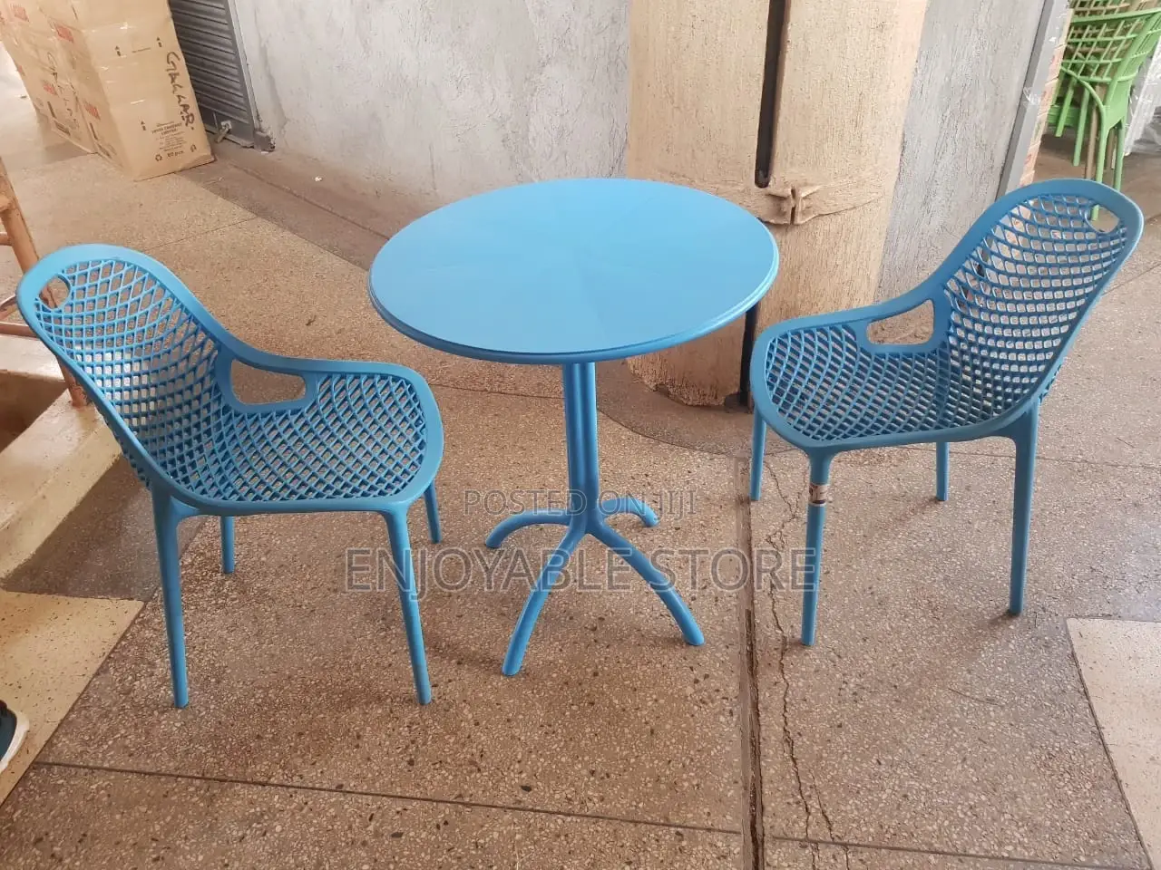 Set of 2chairs and Table
