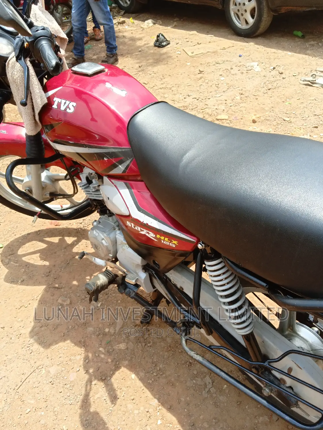 New TVS HLX 125 2023 Red