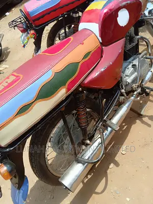Bajaj Boxer 2023 Red