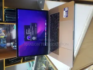Laptop Apple MacBook 2017 8GB Intel Core I5 SSD 256GB