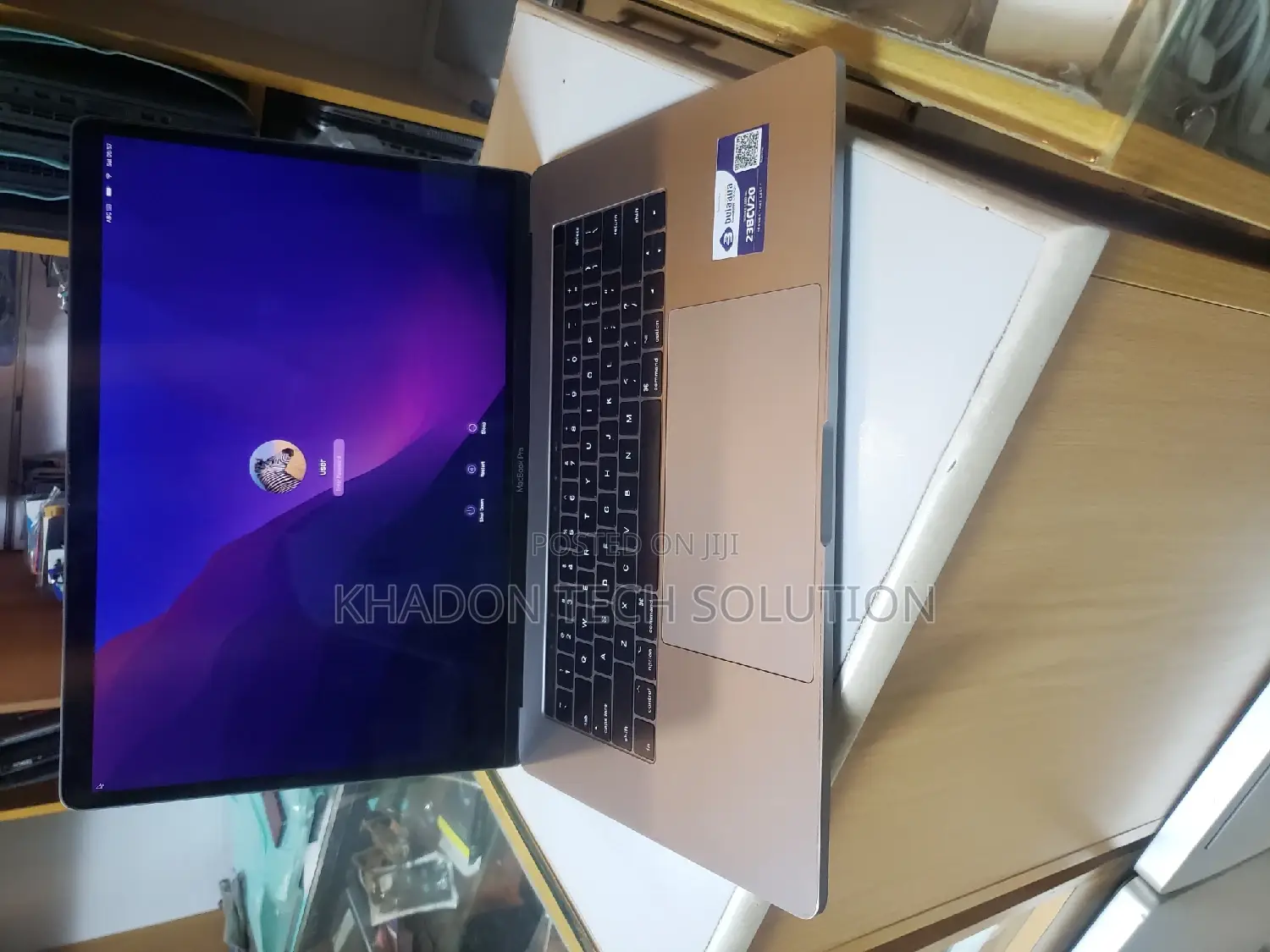 Laptop Apple MacBook Pro 2018 8GB Intel Core I5 SSD 256GB