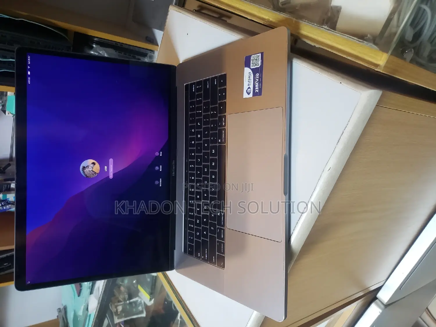 Laptop Apple MacBook Pro 2018 8GB Intel Core I5 SSD 256GB