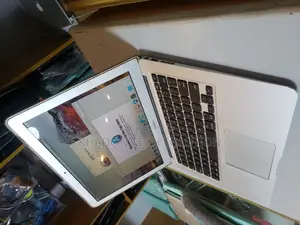 Laptop Apple MacBook Air 2013 4GB Intel Core I5 SSD 256GB